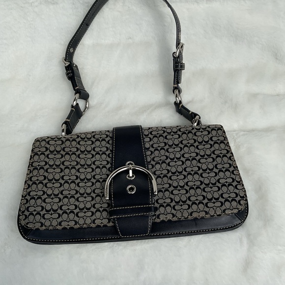 Coach Handbags - Coach SOHO Vintage Black and Gray Signature Canvas Shoulder Bag